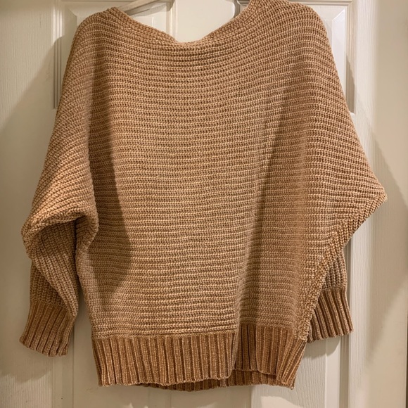 Forever 21 Off the Shoulder Sweater - Picture 2 of 2